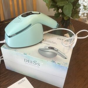 Light Blue Hair Removal Device